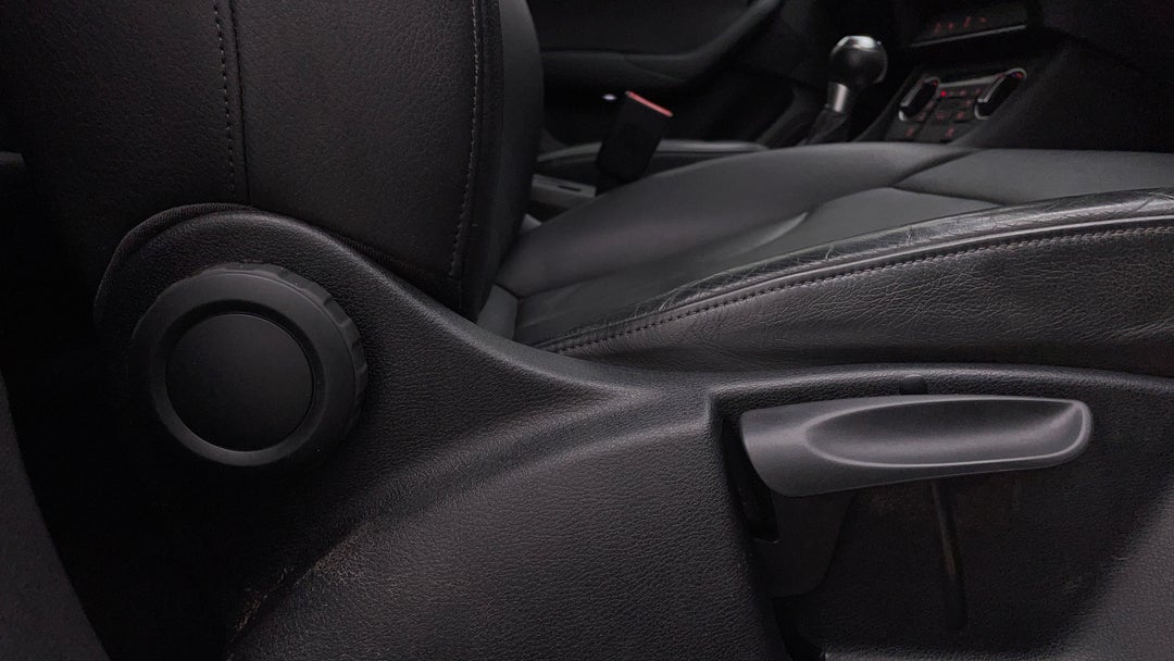 2016 Audi Q3 1.4 Tfsi (110kw), Automatic, 121333 km, Drivers Side Adjustment Panel