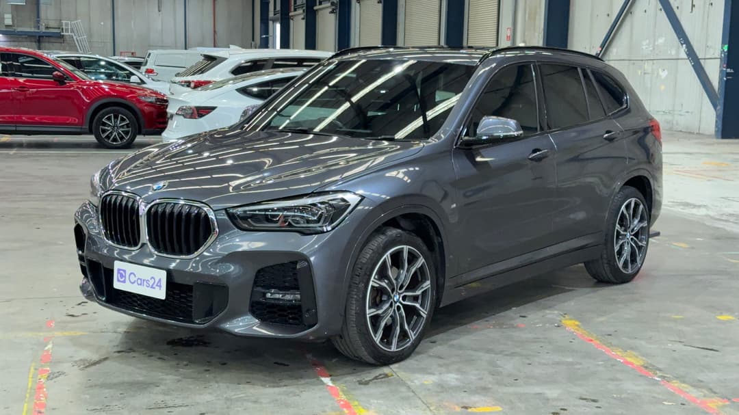2022 BMW X1 sDrive 18i M Sport, Automatic, 46606 km, Left Front Diagonal (45- Degree) View