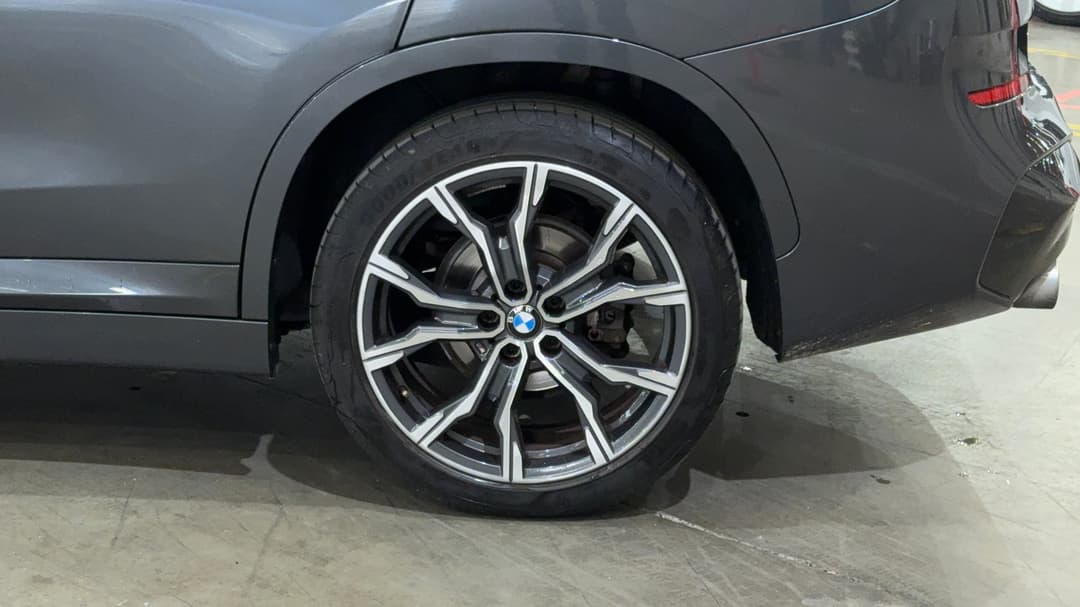 2022 BMW X1 sDrive 18i M Sport, Automatic, 46606 km, Left Rear Wheel