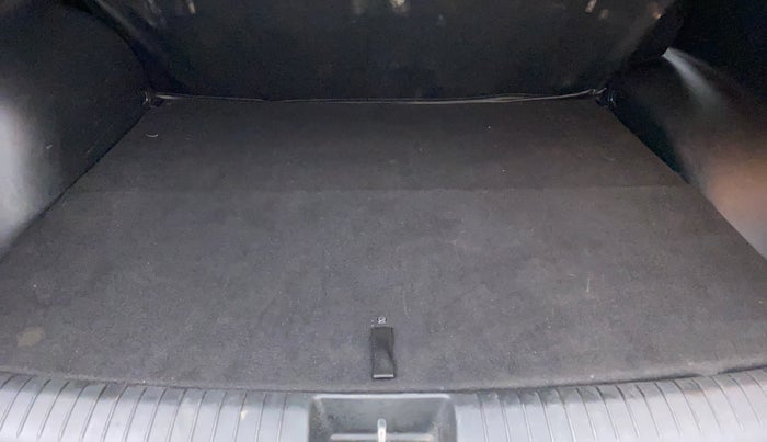 2018 Hyundai Creta 1.6 SX PLUS DIESEL, Diesel, Manual, 50,652 km, Boot Inside