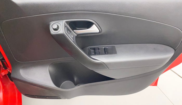 2019 Volkswagen Polo COMFORTLINE 1.0L MPI, Petrol, Manual, 37,502 km, Driver Side Door Panels Control