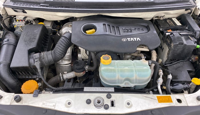 2018 Tata Hexa Varicor 400 XTA, Diesel, Automatic, 35,098 km, Open Bonet