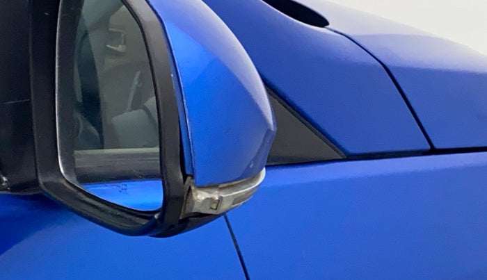 2018 Hyundai NEW SANTRO SPORTZ AMT, Petrol, Automatic, 52,585 km, Right rear-view mirror - Indicator light has minor damage