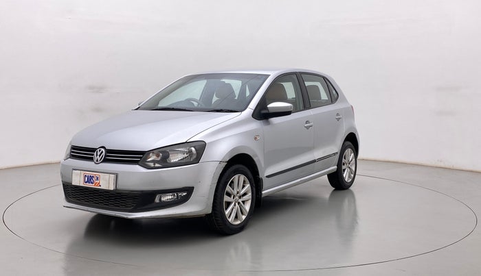 2014 Volkswagen Polo HIGHLINE DIESEL, Diesel, Manual, 1,00,761 km, Left Front Diagonal