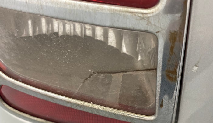 2018 Maruti Wagon R 1.0 LXI CNG OPT, CNG, Manual, 79,304 km, Left tail light - Minor damage