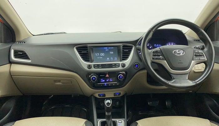 2017 Hyundai Verna 1.6 VTVT SX (O) AT, Petrol, Automatic, 70,844 km, Dashboard