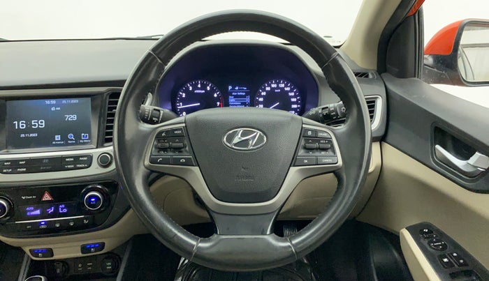 2017 Hyundai Verna 1.6 VTVT SX (O) AT, Petrol, Automatic, 71,002 km, Steering Wheel Close Up
