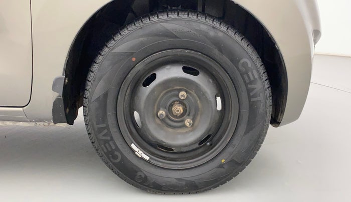 2018 Datsun Redi Go T (O), Petrol, Manual, 56,665 km, Right Front Wheel
