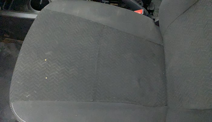 2018 Datsun Redi Go T (O), Petrol, Manual, 56,665 km, Front left seat (passenger seat) - Cover slightly torn
