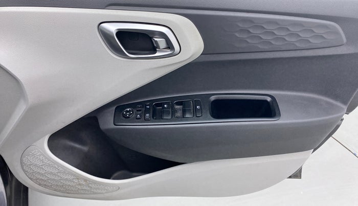 2021 Hyundai GRAND I10 NIOS Asta Petrol, Petrol, Manual, 38,281 km, Driver Side Door Panels Control