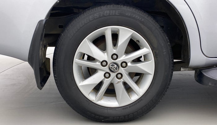 2018 Toyota Innova Crysta 2.4 VX 8 STR, Diesel, Manual, 36,579 km, Right Rear Wheel