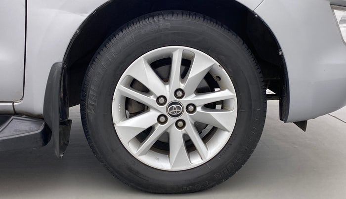 2018 Toyota Innova Crysta 2.4 VX 8 STR, Diesel, Manual, 36,579 km, Right Front Wheel