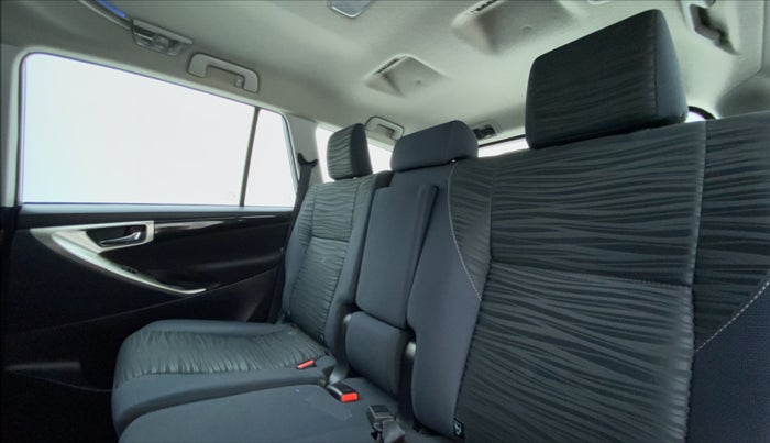 2018 Toyota Innova Crysta 2.4 VX 8 STR, Diesel, Manual, 36,579 km, Right Side Rear Door Cabin