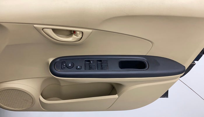 2016 Honda Amaze 1.2L I-VTEC S, Petrol, Manual, 43,625 km, Driver Side Door Panels Control