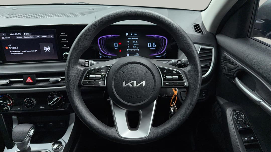 2024 Kia Seltos S (FWD), Automatic, 15497 km, Steering Wheel Close-up
