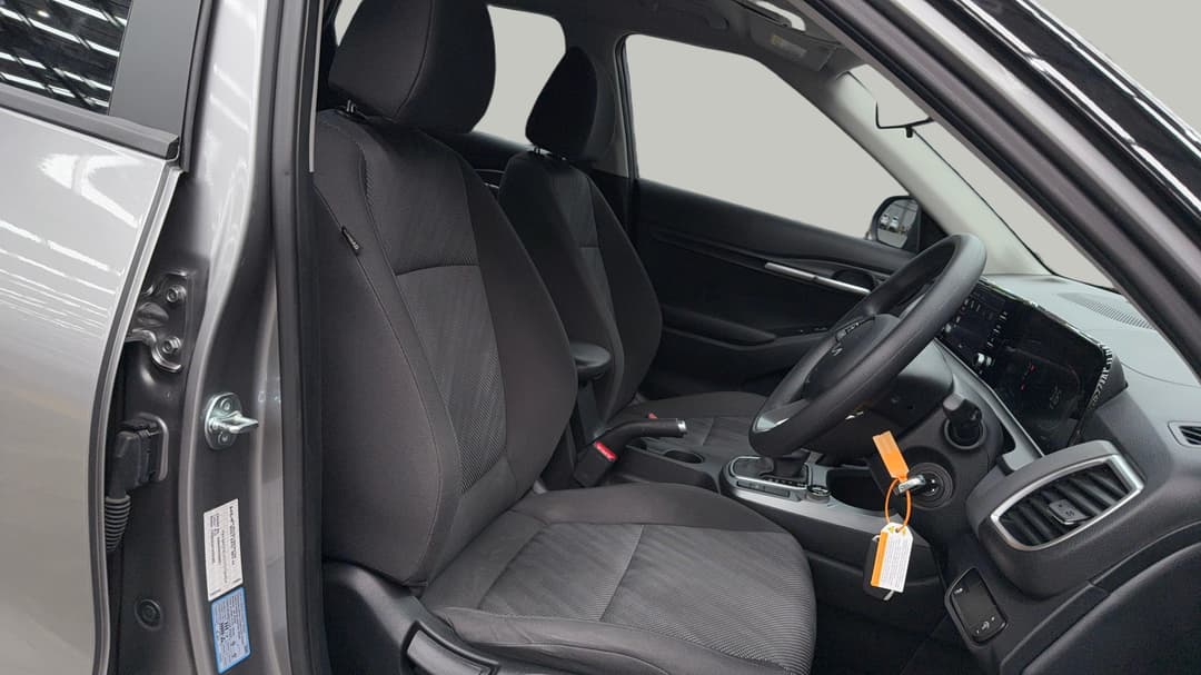 2024 Kia Seltos S (FWD), Automatic, 15497 km, Right Side Front Door Cabin View