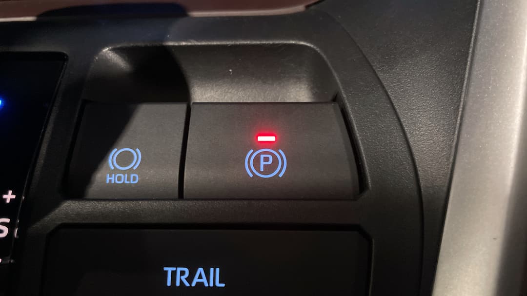 2021 Toyota RAV4 Cruiser (AWD) Hybrid, Automatic, 79036 km, Handbrake