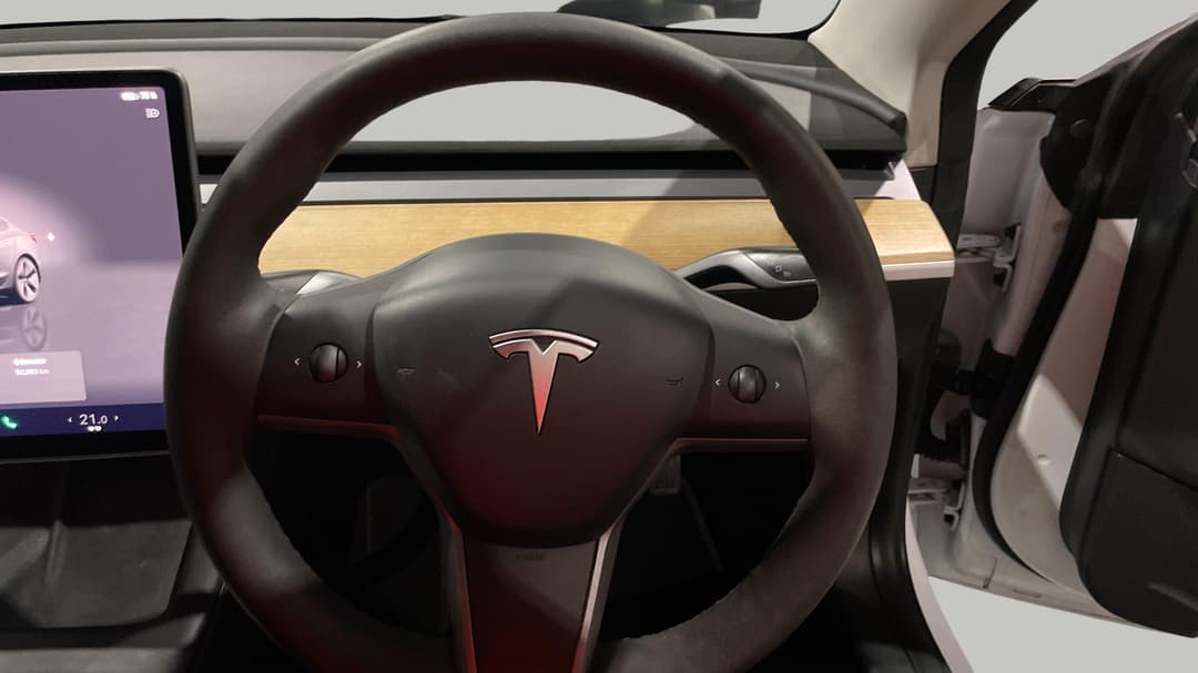 2023 Tesla Model 3 Rear-wheel Drive, Automatic, 50093 km, Steering Wheel Close-up