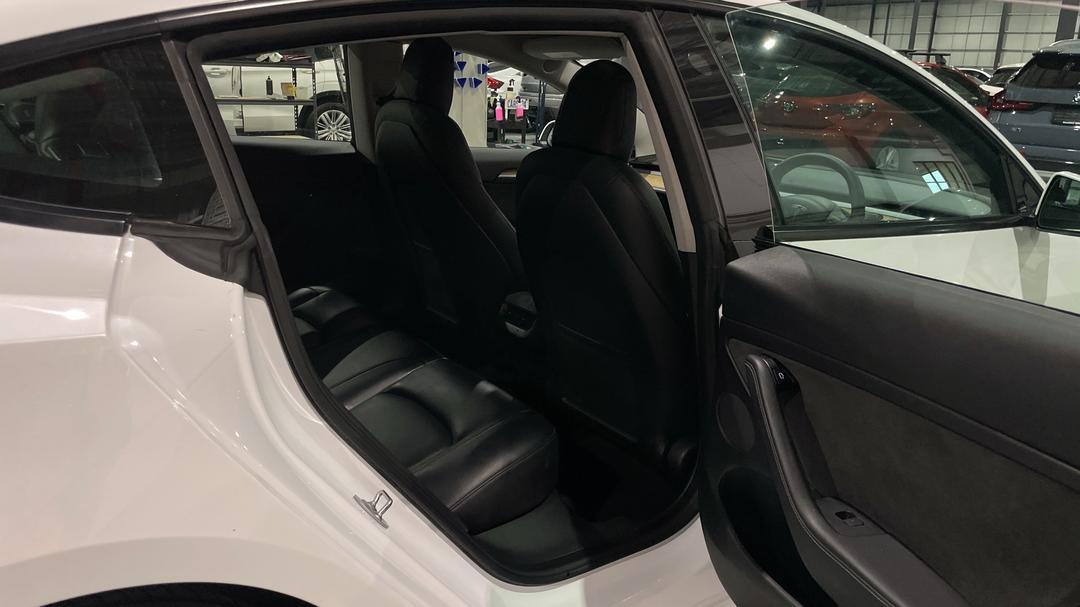 2023 Tesla Model 3 Rear-wheel Drive, Automatic, 50093 km, Right Side Rear Door Cabin View