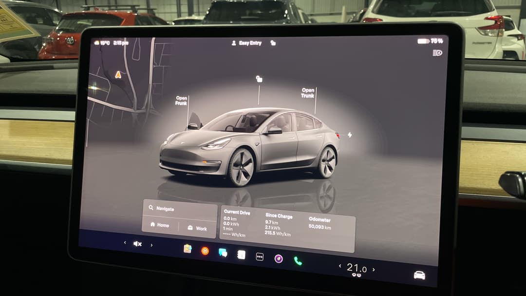 2023 Tesla Model 3 Rear-wheel Drive, Automatic, 50093 km, Infotainment System