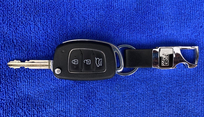 2017 Hyundai Elite i20 SPORTZ 1.2, Petrol, Manual, 45,085 km, Key Close Up