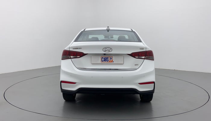 2017 Hyundai Verna 1.6 SX (O) CRDI MT, Diesel, Manual, 45,734 km, Back/Rear View