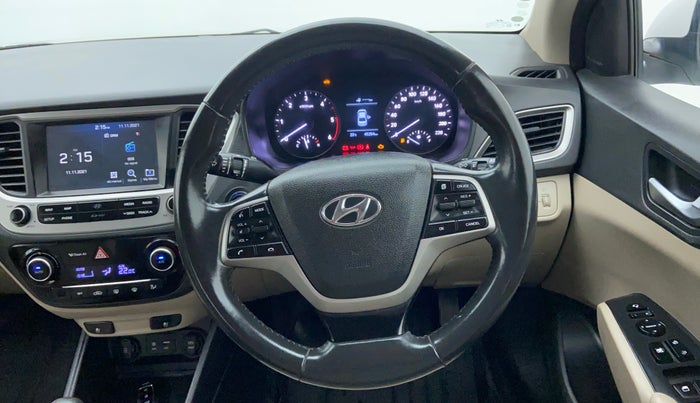 2017 Hyundai Verna 1.6 SX (O) CRDI MT, Diesel, Manual, 45,734 km, Steering Wheel Close-up
