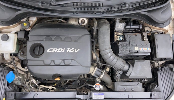 2017 Hyundai Verna 1.6 SX (O) CRDI MT, Diesel, Manual, 45,734 km, Engine Bonet View