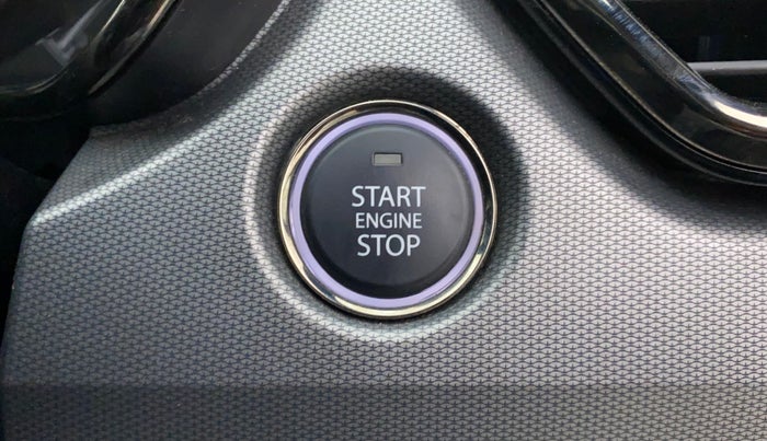 2022 Tata Safari XZA PLUS DARK EDITION, Diesel, Automatic, 27,886 km, Keyless Start/ Stop Button