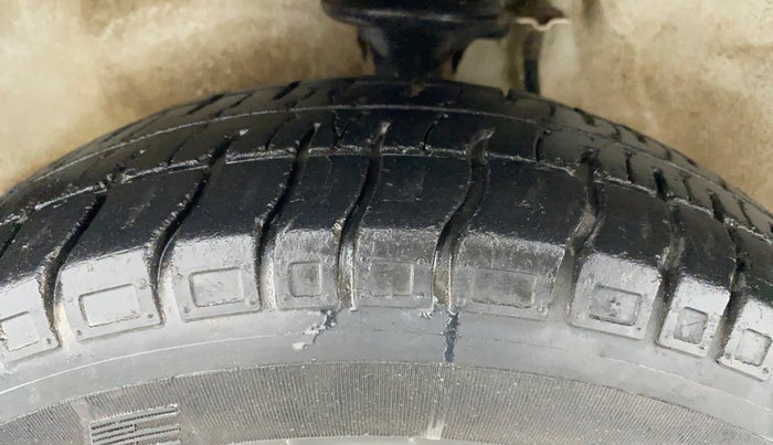 2019 Maruti Alto 800 LXI, Petrol, Manual, 36,696 km, Left Front Tyre Tread