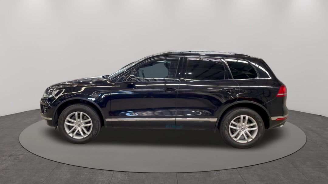 2015 Volkswagen Touareg 150 Tdi Element, Automatic, 81184 km, Left Side View