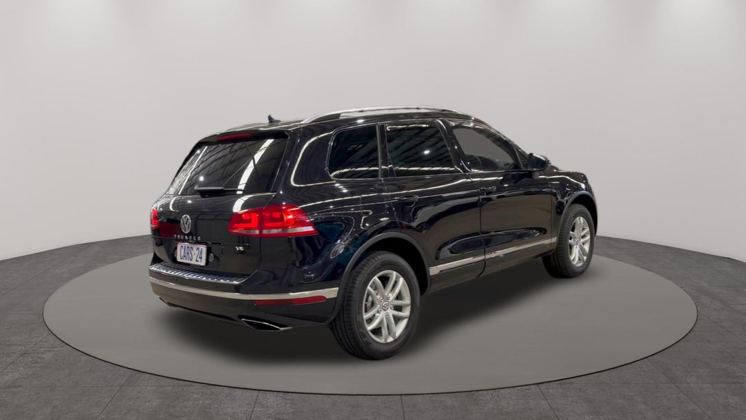 2015 Volkswagen Touareg 150 Tdi Element, Automatic, 81184 km, Right Back Diagonal (45- Degree) View