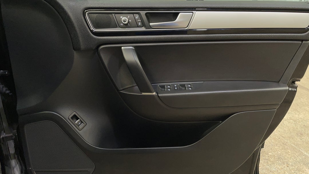 2015 Volkswagen Touareg 150 Tdi Element, Automatic, 81184 km, Speaker View