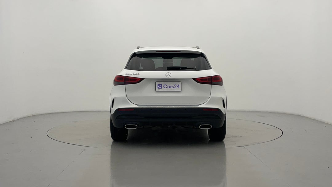 2020 Mercedes-benz GLA 200, Automatic, 25769 km, Back/Rear View