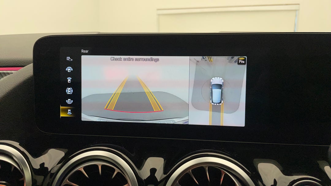 2020 Mercedes-benz GLA 200, Automatic, 25769 km, Parking Camera