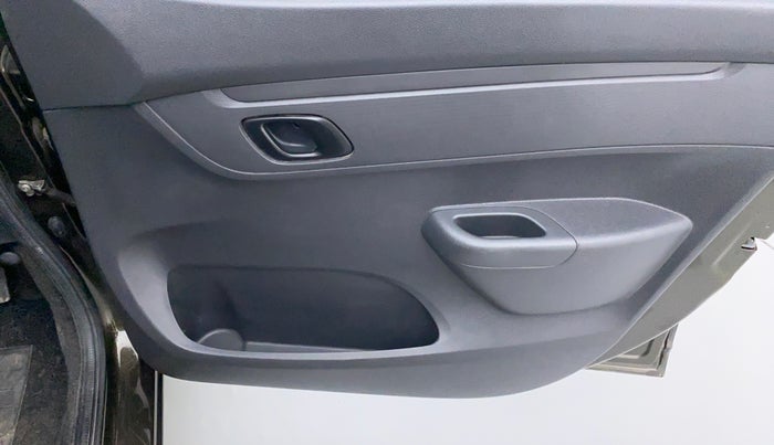 2015 Renault Kwid RXT Opt, Petrol, Manual, 21,225 km, Driver Side Door Panels Controls