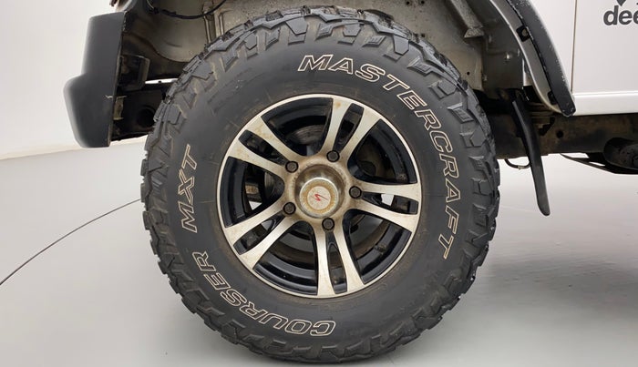 2016 Mahindra Thar CRDE 4X4 AC, Diesel, Manual, 33,630 km, Left Front Wheel