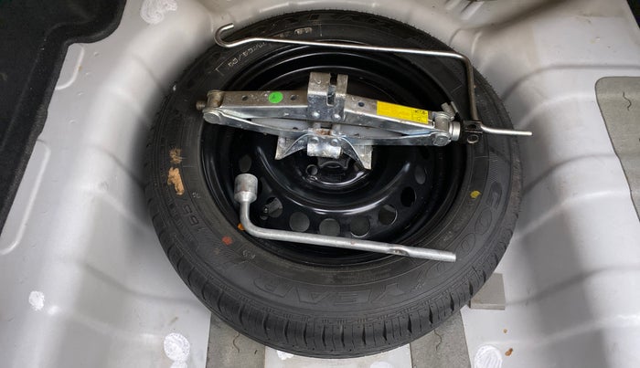 2014 Hyundai Xcent S 1.2, Petrol, Manual, 43,705 km, Spare Tyre