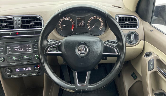 2016 Skoda Rapid STYLE 1.5 TDI, Diesel, Manual, 1,00,615 km, Steering Wheel Close Up