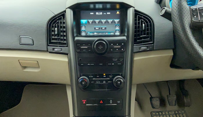 2017 Mahindra XUV500 W6 4X2, Diesel, Manual, 1,96,469 km, Air Conditioner