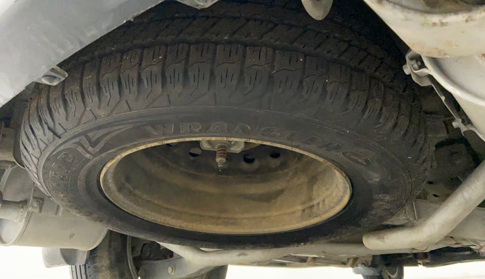 2017 Mahindra XUV500 W6 4X2, Diesel, Manual, 1,96,469 km, Spare Tyre