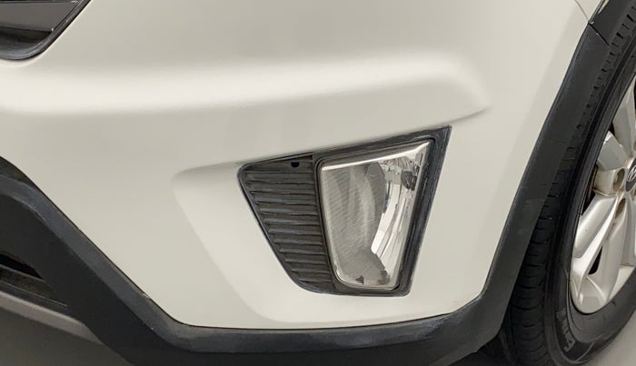 2016 Hyundai Creta SX PLUS 1.6 PETROL, Petrol, Manual, 1,06,748 km, Left fog light - Not fixed properly