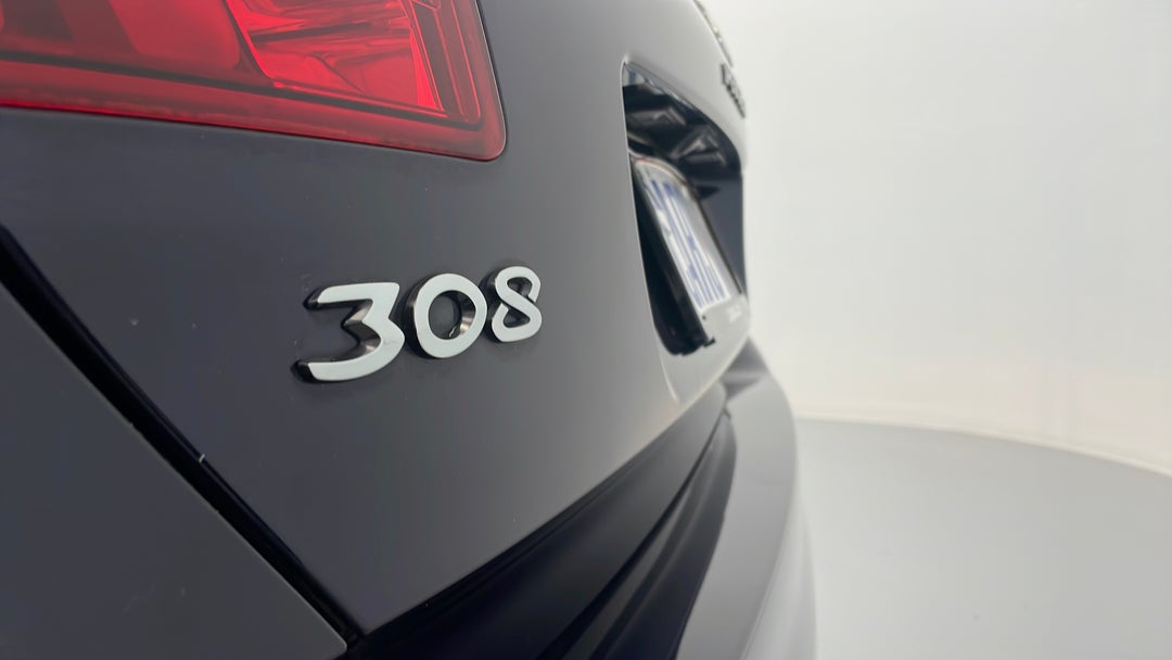 Badge (Boot Left Side)