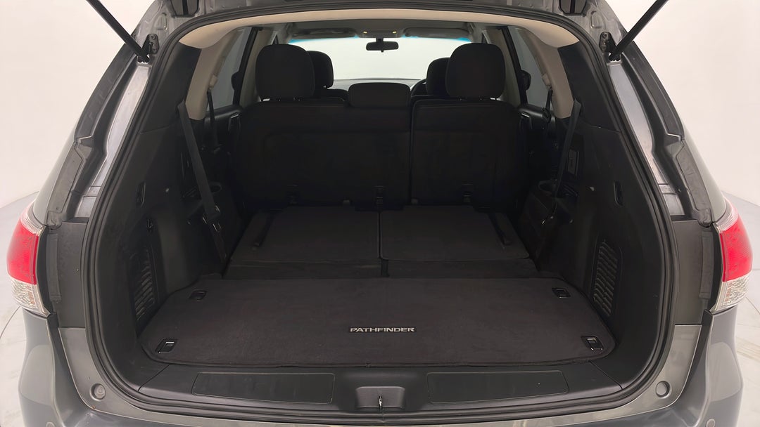 2015 Nissan Pathfinder St (4x2), Automatic, 132683 km, Boot Inside View
