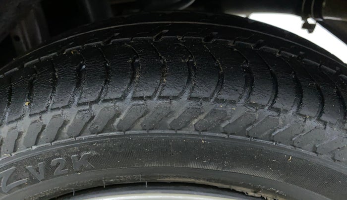 2018 Maruti Alto K10 VXI P, Petrol, Manual, 29,232 km, Left Rear Tyre Tread