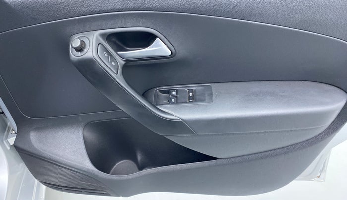 2018 Volkswagen Polo COMFORTLINE 1.0 PETROL, Petrol, Manual, 13,690 km, Driver Side Door Panels Control