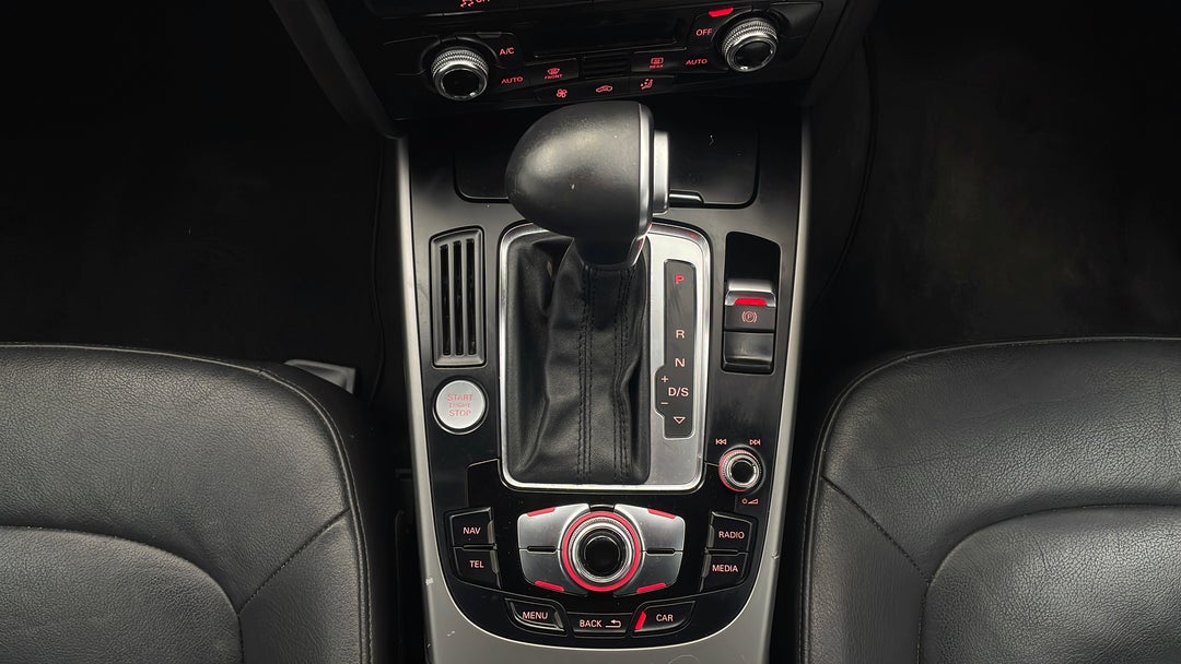 2014 Audi A4 2.0 Tfsi Ambition Quattro, Automatic, 98518 km, Gear Lever 
