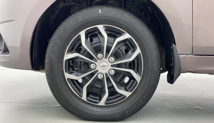 2017 Tata Tiago XT 1.2 REVOTRON, Petrol, Manual, 44,628 km, Left Front Wheel