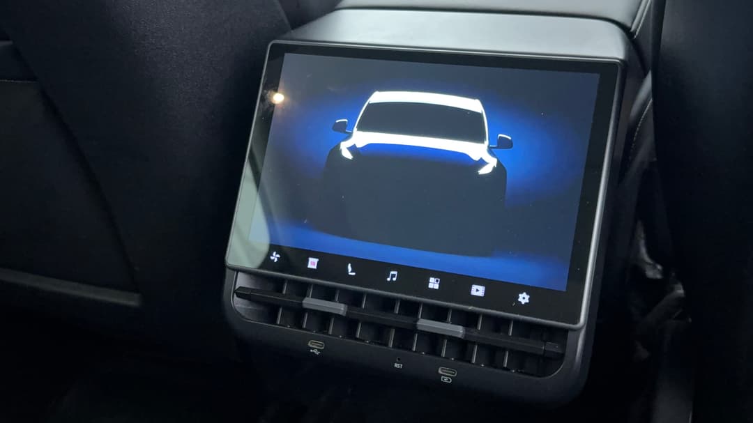 2023 Tesla Model Y Long Range, Automatic, 43869 km, Rear A/C Vent