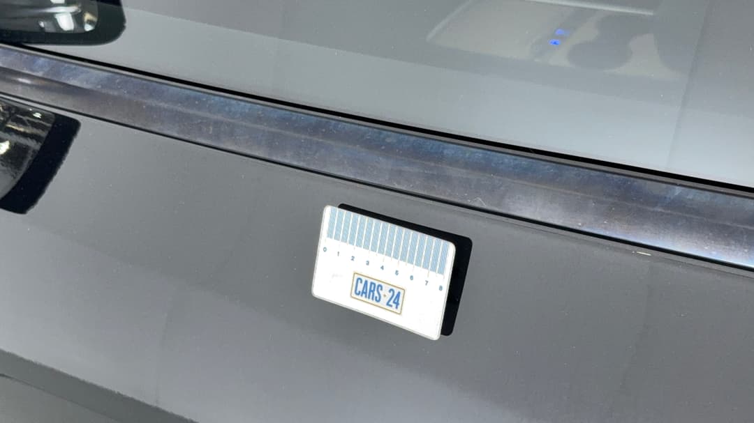 2023 Tesla Model Y Long Range, Automatic, 43869 km, Doors Front LHS Fade